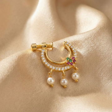 Gold Crystal Curve Nose Pin with Floral Stone
