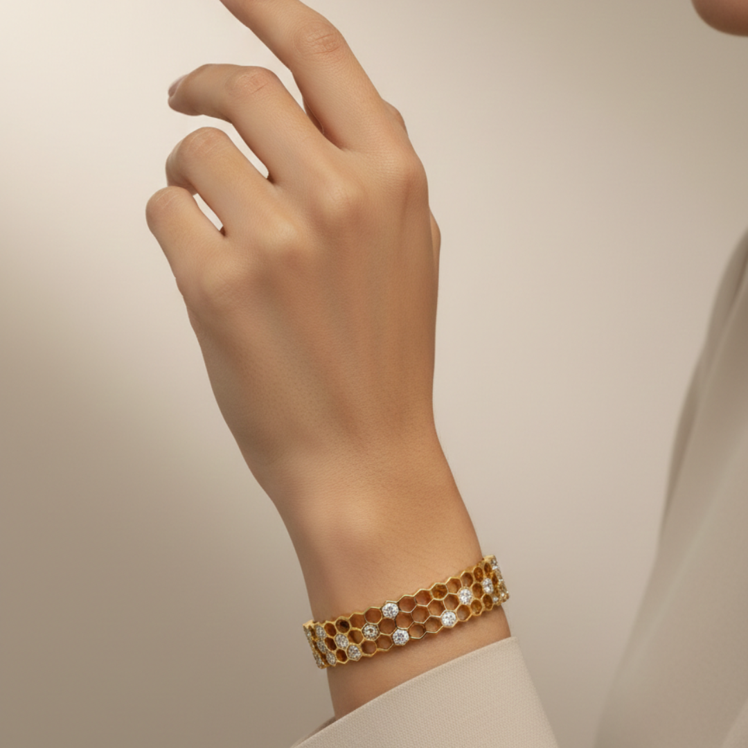 Anti-Tarnish Stainless Steel Charm Bracelet
