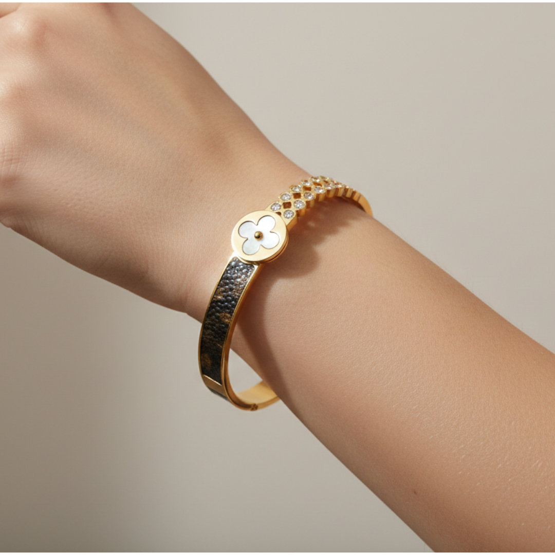 Anti Tarnish Clover Bracelet