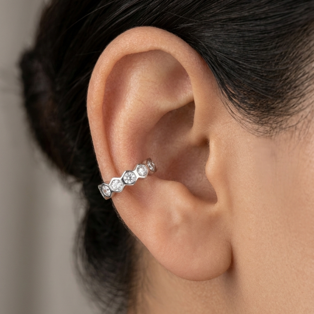 Minimal Silver Crystal Ear Cuff – One Ear