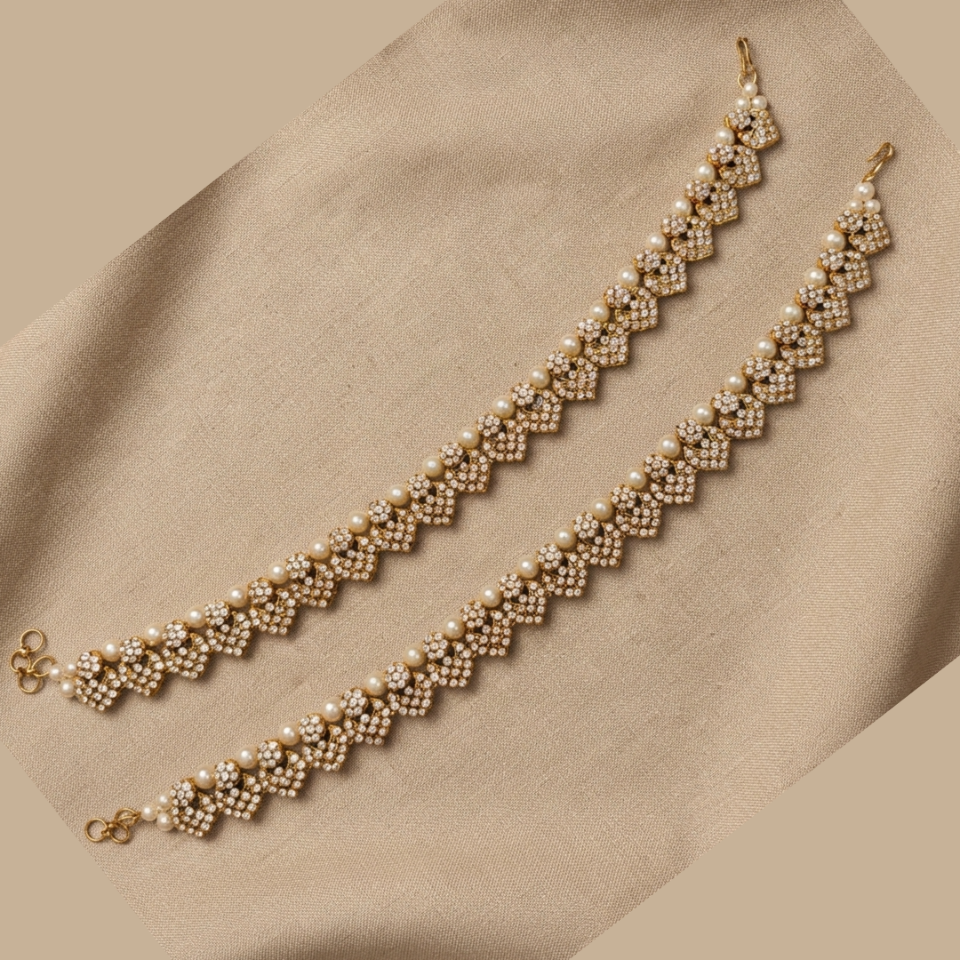 Golden Kundan Pearl Bridal Anklet (Payal)