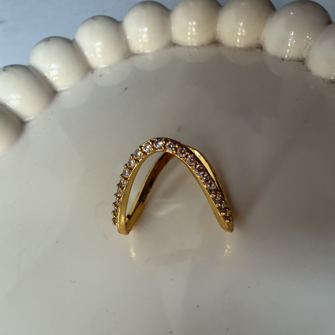 White Vanki Ring