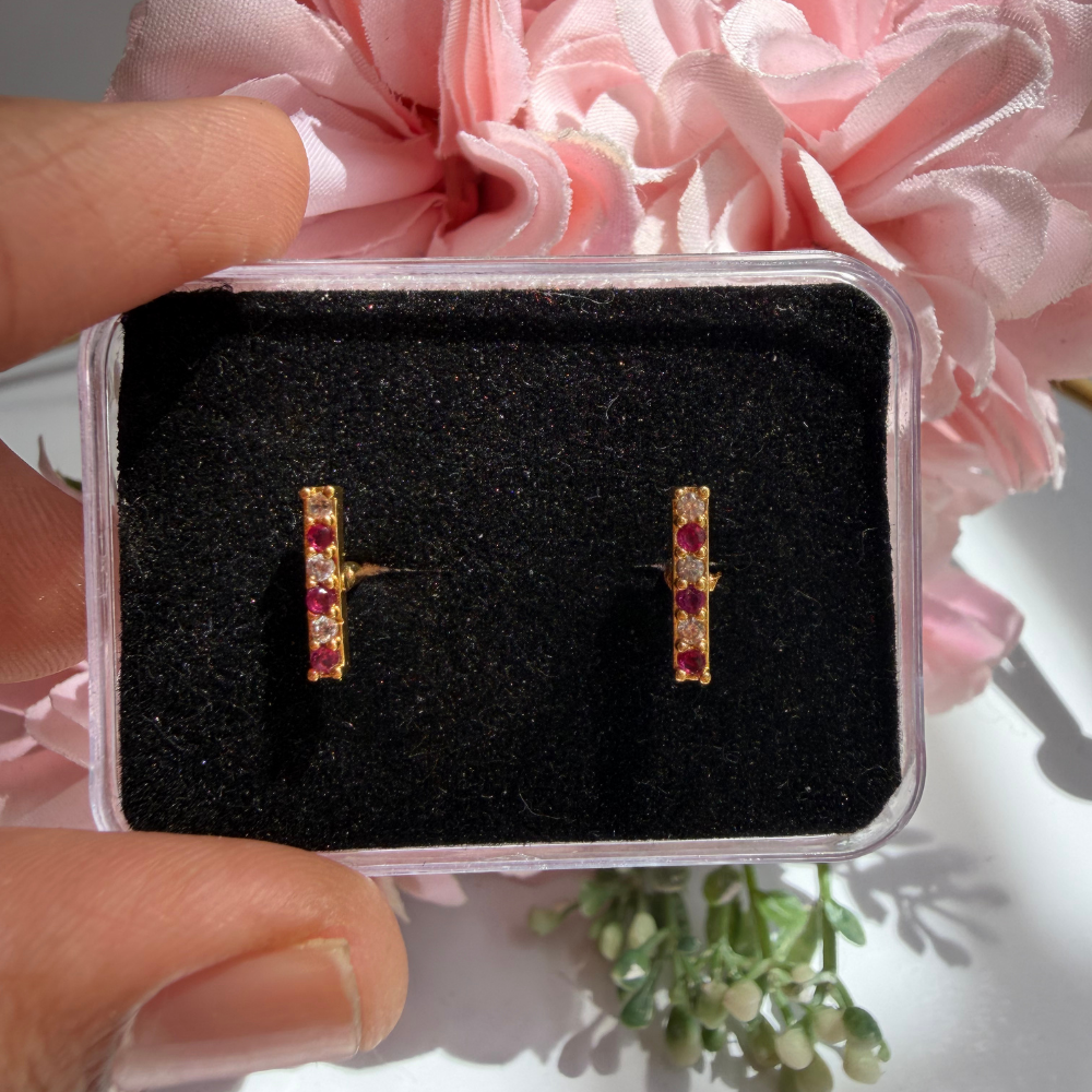 Ruby& white stone Bar Baby Studs