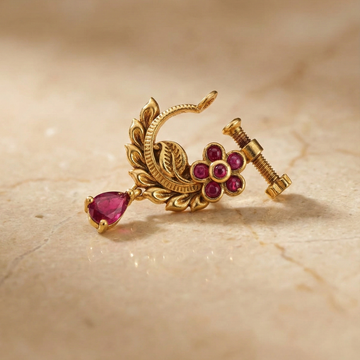 Antique Gold Leaf Motif Nose Pin