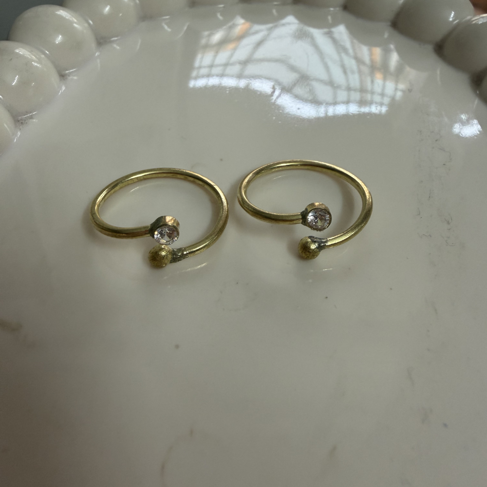 IMPON Unpolished White Stone Toe rings