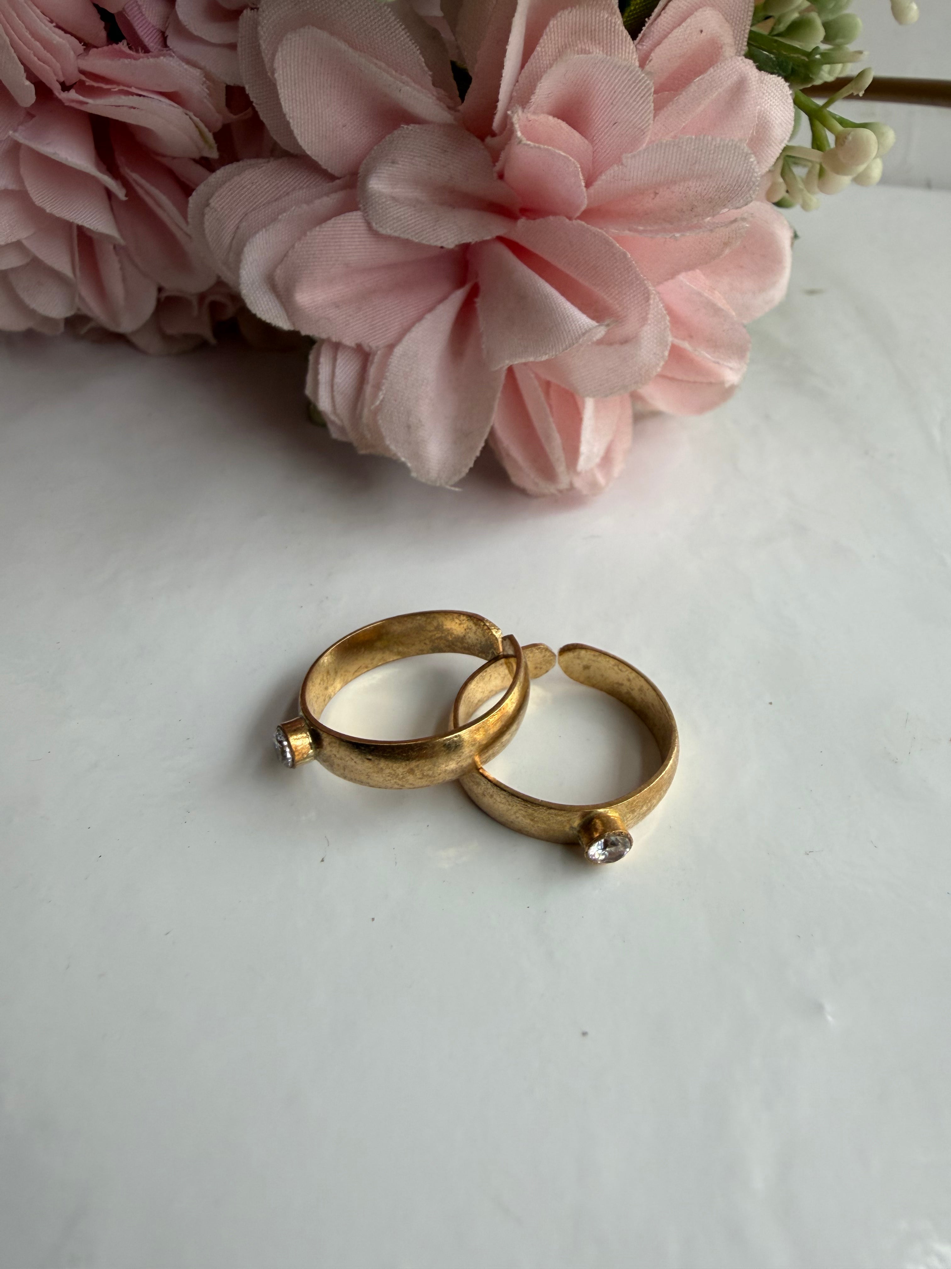 IMPON Unpolished Plain White Toe Rings