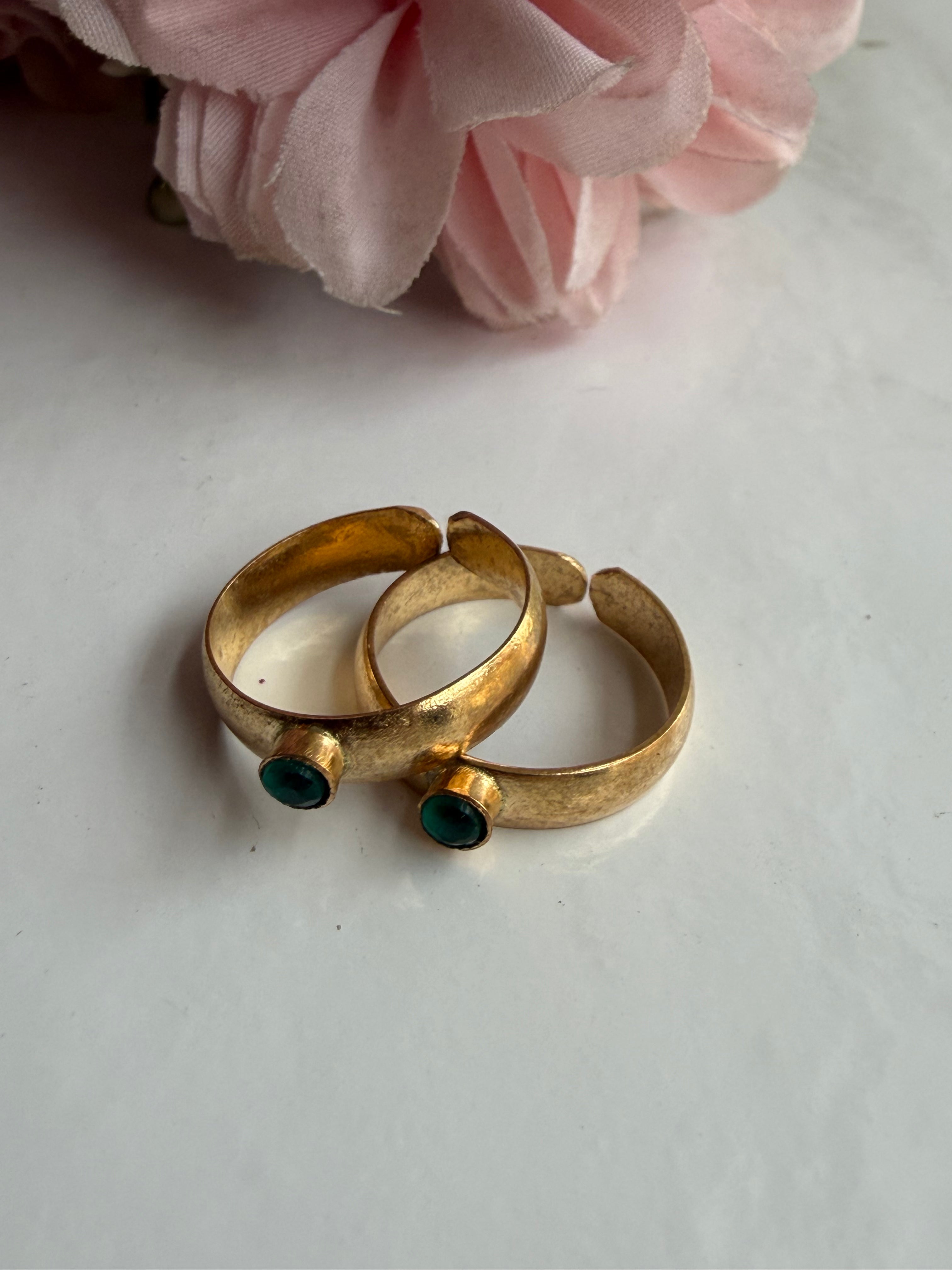 IMPON Unpolished Plain Green Toe Rings