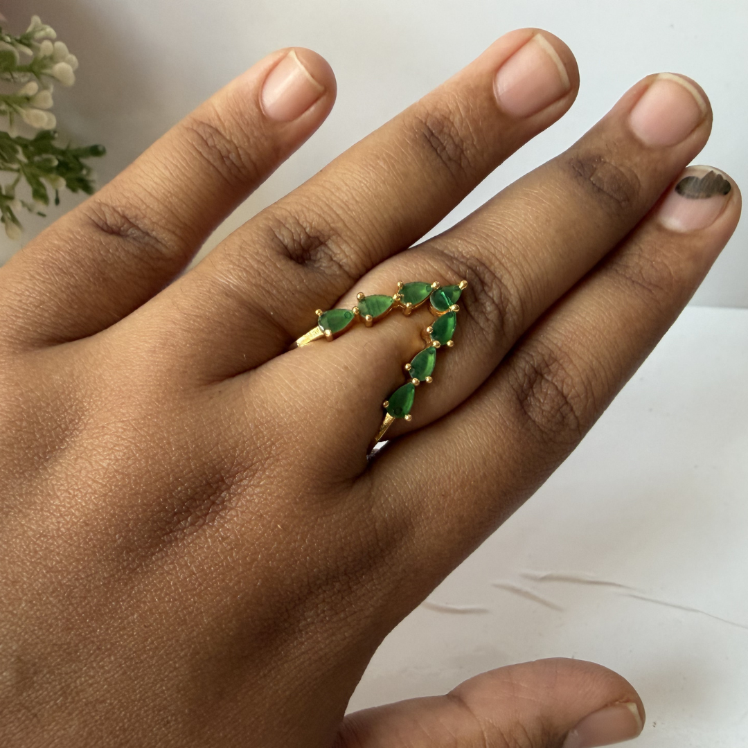 Emerald  Crystal Vangi Ring
