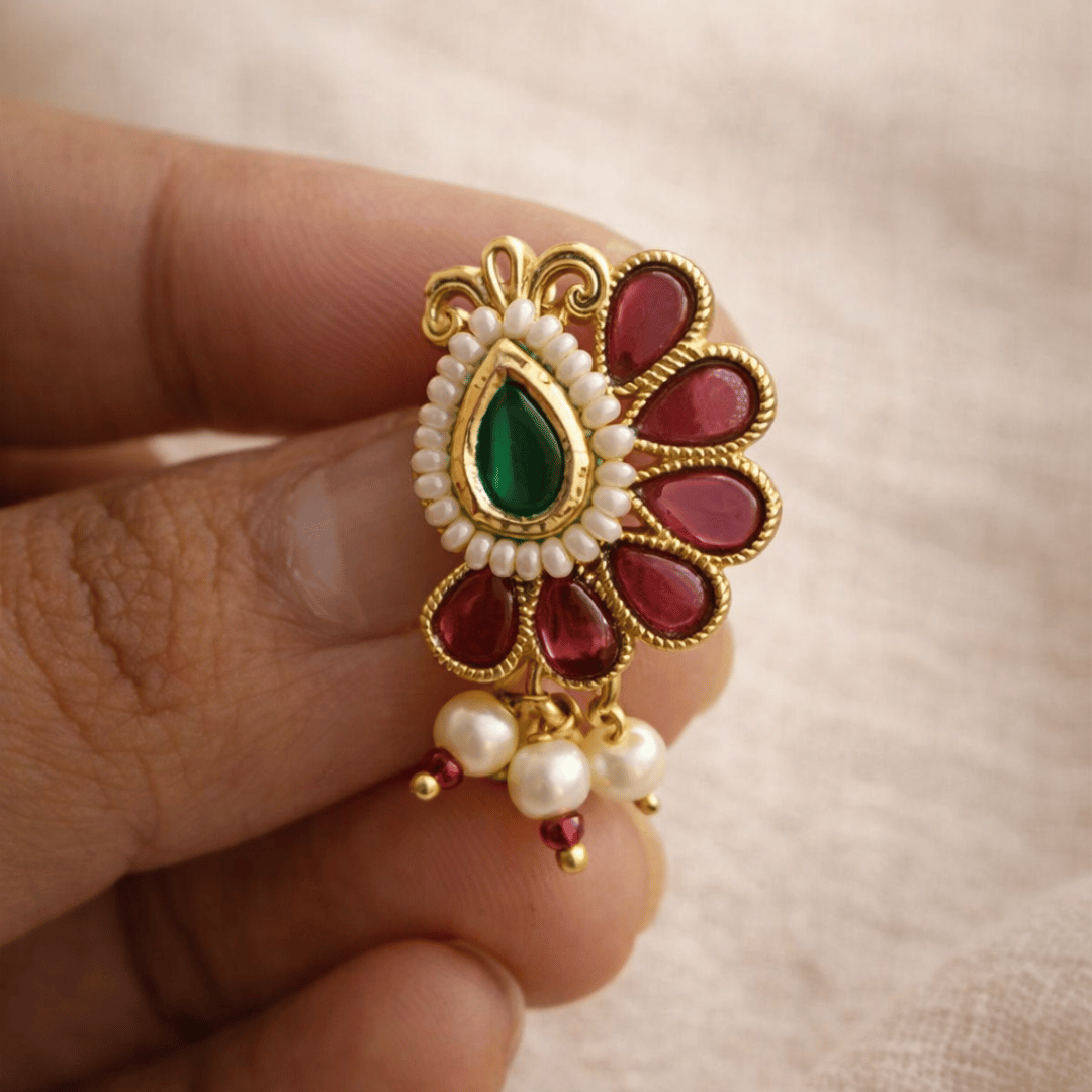 Maharashtrian Floral Kundan Nath Nose Pin