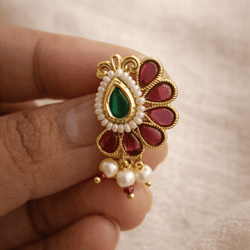 Maharashtrian Floral Kundan Nath Nose Pin